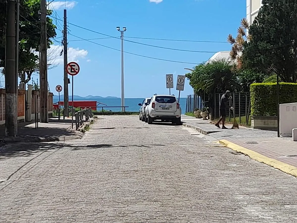 Sobrado No Residencial Mediterraneo Florianópolis